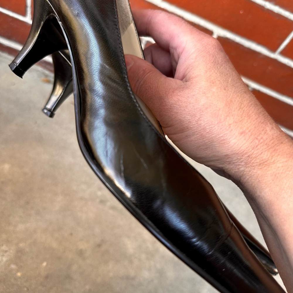 BANDOLINO Black Pointed Toe Heels - Picture 13 of 13